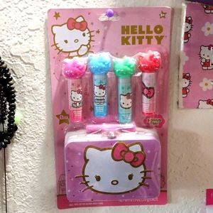 HELLO KITTY COLLECTABLE TIN